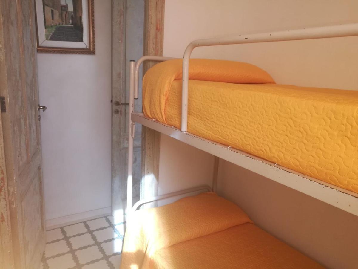 A Due Passi Dal Porto Apartment Trapani Exterior photo