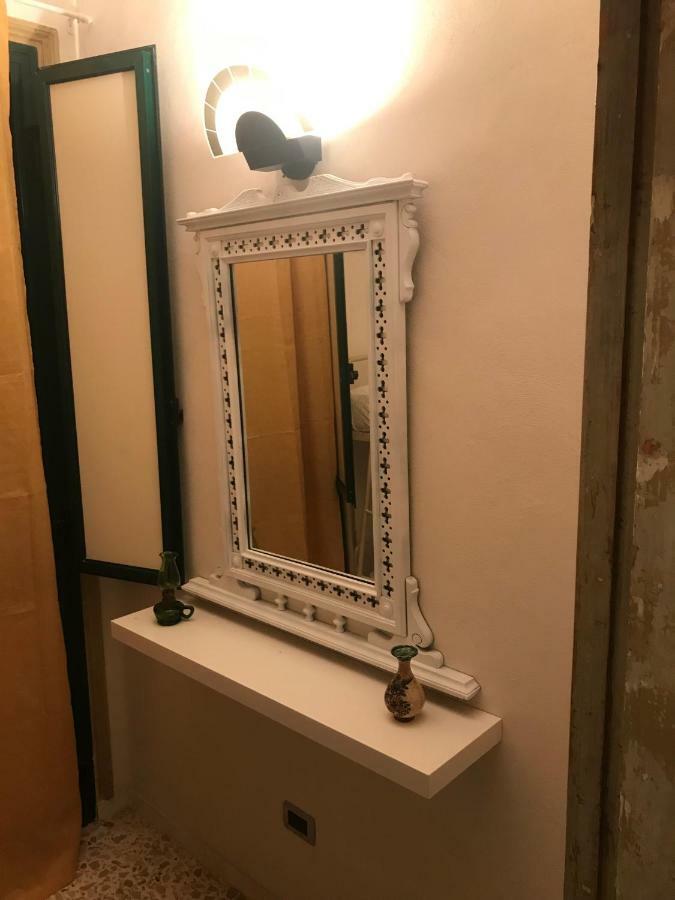 A Due Passi Dal Porto Apartment Trapani Exterior photo